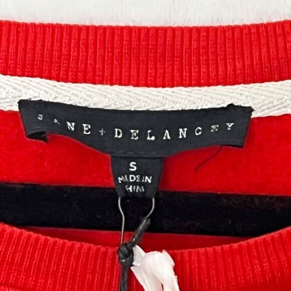 Anthropologie Jane + Delancey Red Merry Christmas Graphic Sweatshirt Size S NWT - Picture 3 of 7